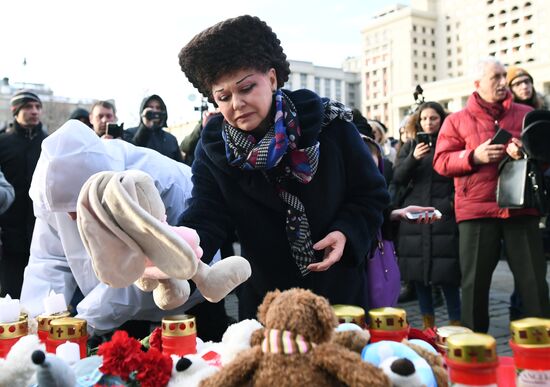 Events in memory of those killed in Zimnyaya Vishnya shopping mall fire
