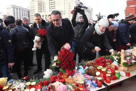 Events in memory of those killed in Zimnyaya Vishnya shopping mall fire