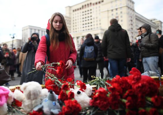 Events in memory of those killed in Zimnyaya Vishnya shopping mall fire