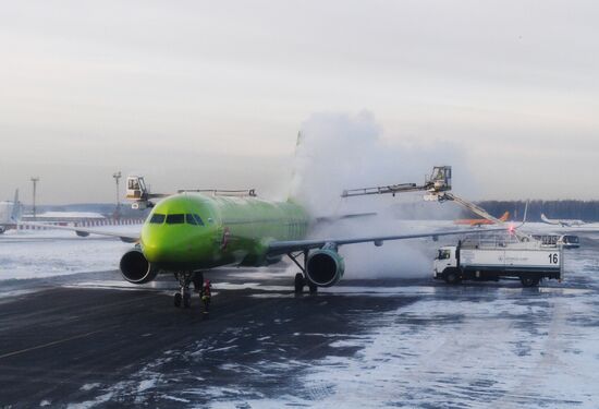 S7 Airlines plane