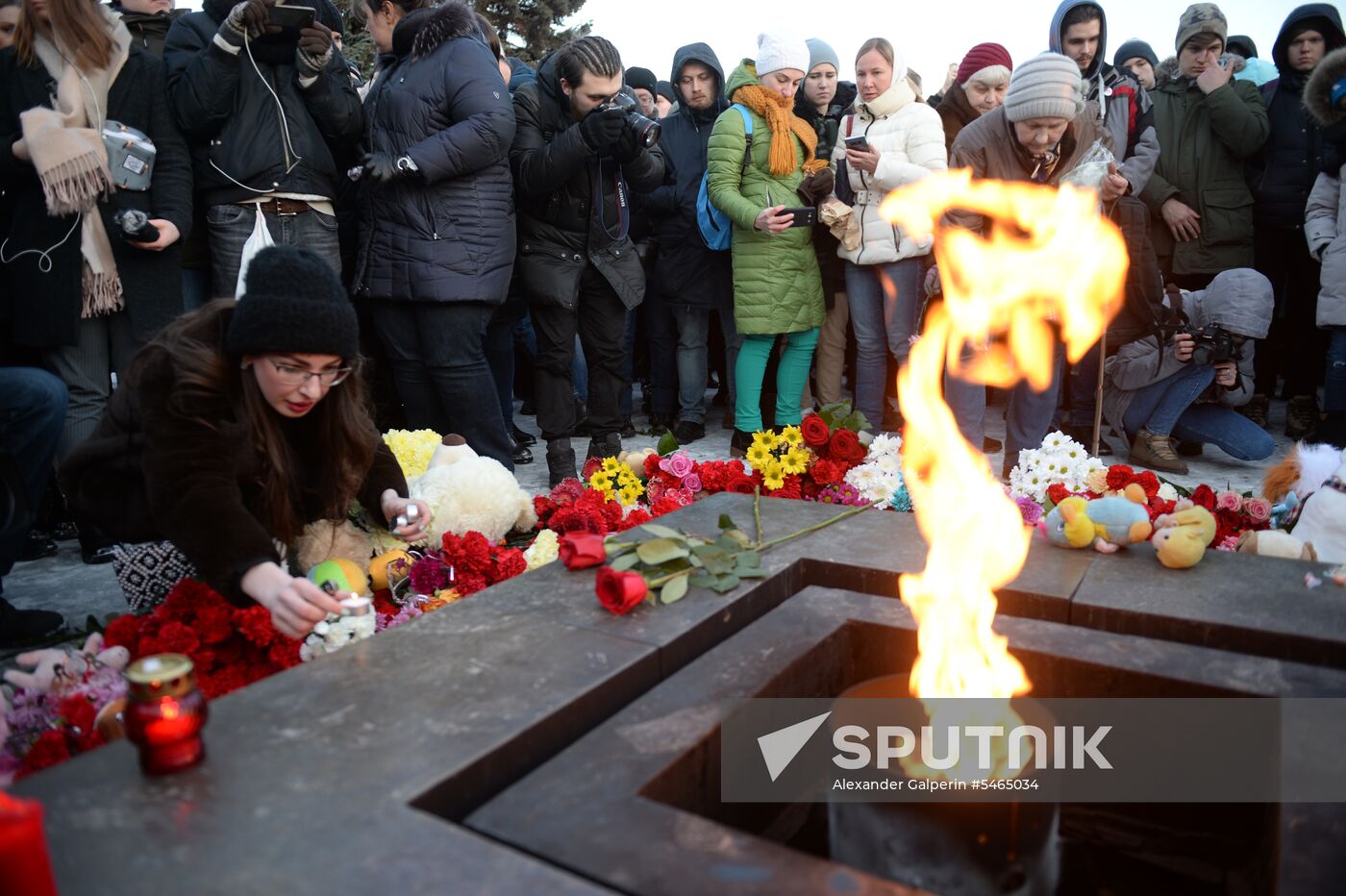 Events in memory of those killed in Zimnyaya Vishnya shopping mall fire