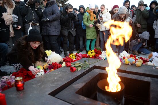 Events in memory of those killed in Zimnyaya Vishnya shopping mall fire