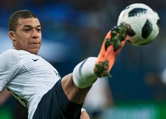 Football. Friendly match. Russia vs. France