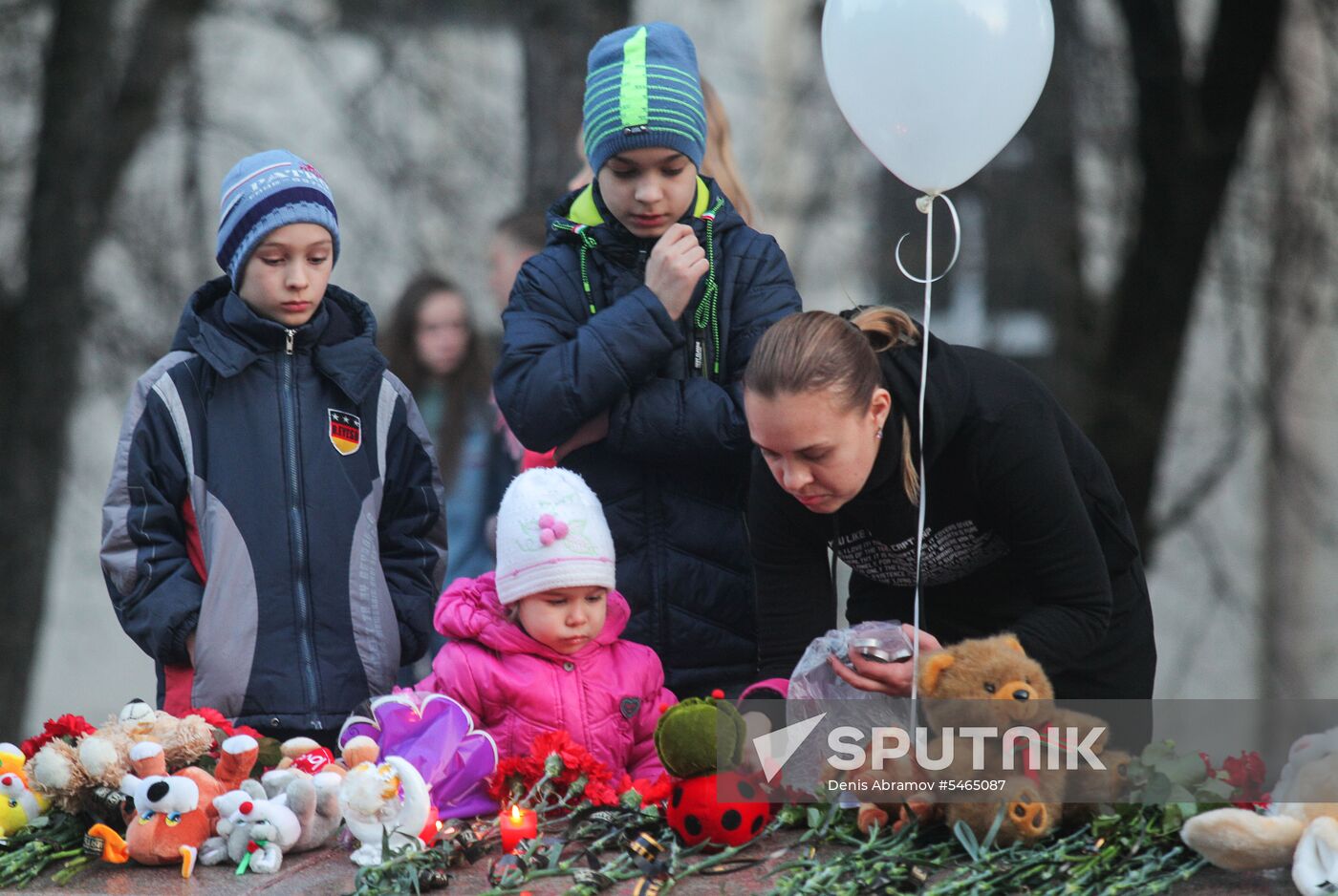 Events in memory of those killed in Zimnyaya Vishnya shopping mall fire