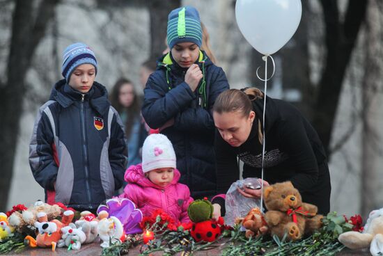 Events in memory of those killed in Zimnyaya Vishnya shopping mall fire