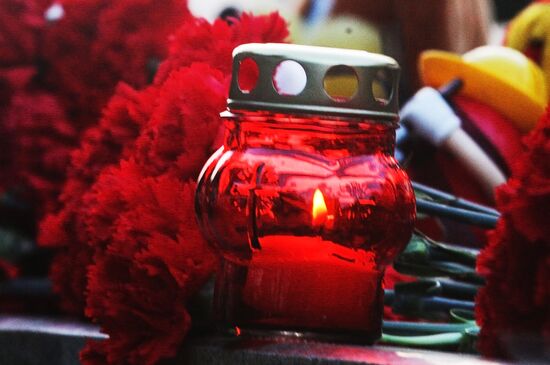 Events in memory of those killed in Zimnyaya Vishnya shopping mall fire