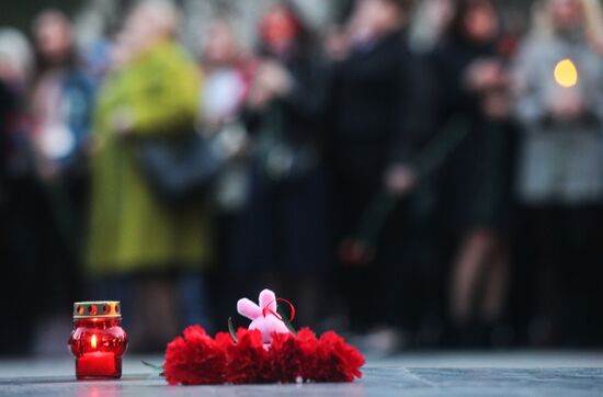 Events in memory of those killed in Zimnyaya Vishnya shopping mall fire