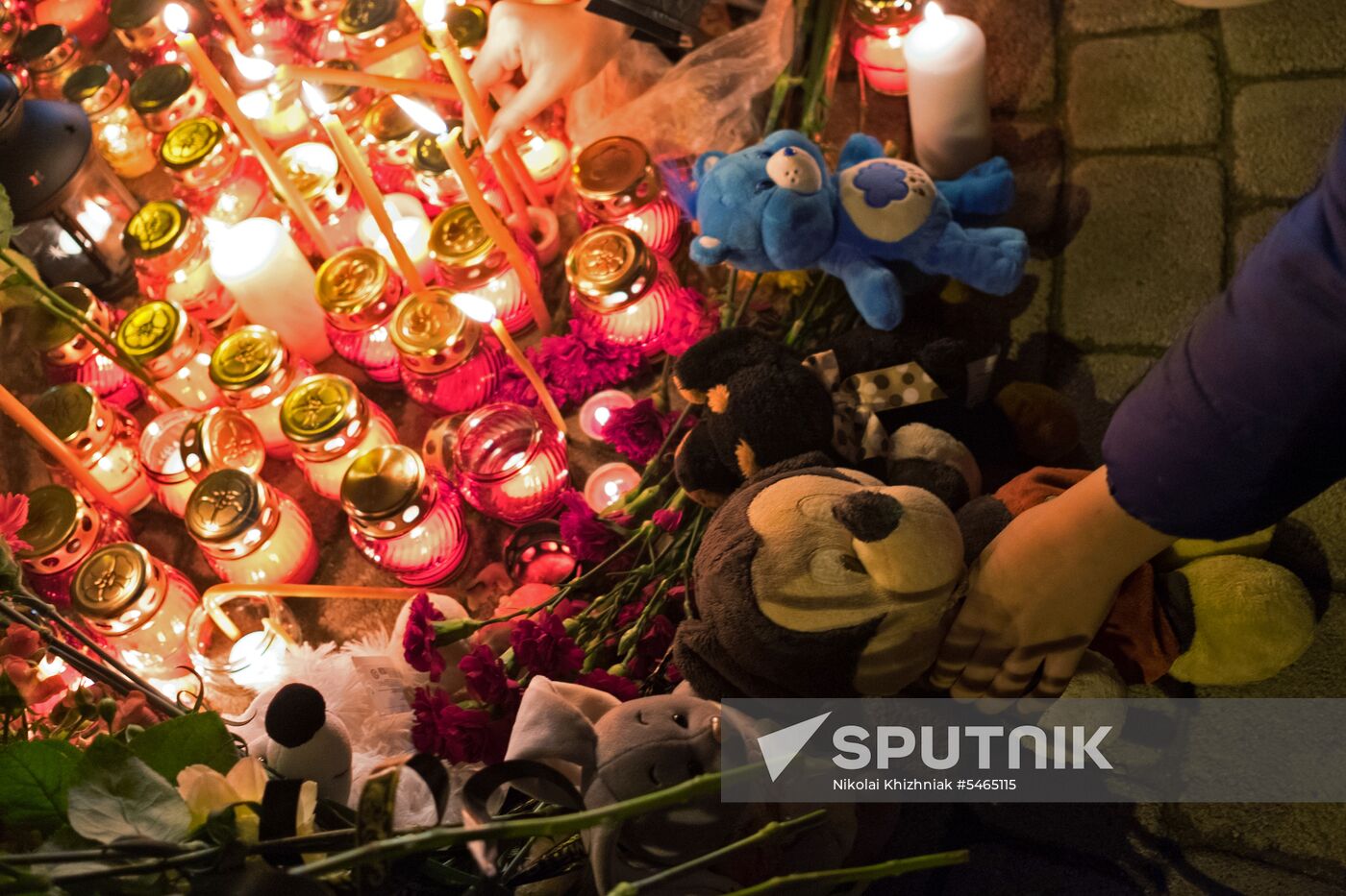 Events in memory of those killed in Zimnyaya Vishnya shopping mall fire