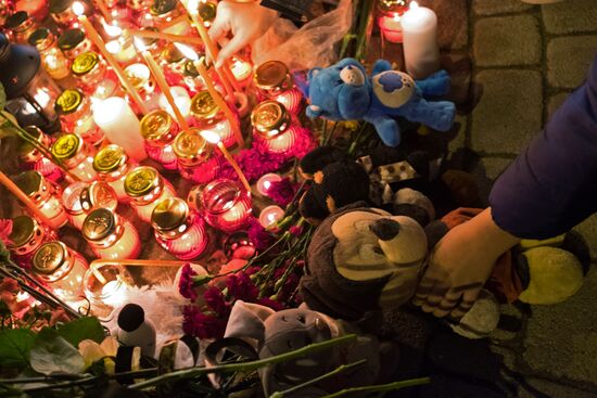 Events in memory of those killed in Zimnyaya Vishnya shopping mall fire