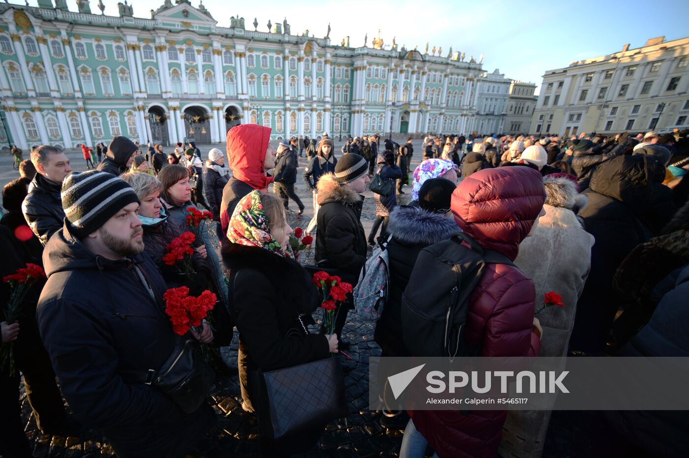 Events in memory of those killed in Zimnyaya Vishnya shopping mall fire