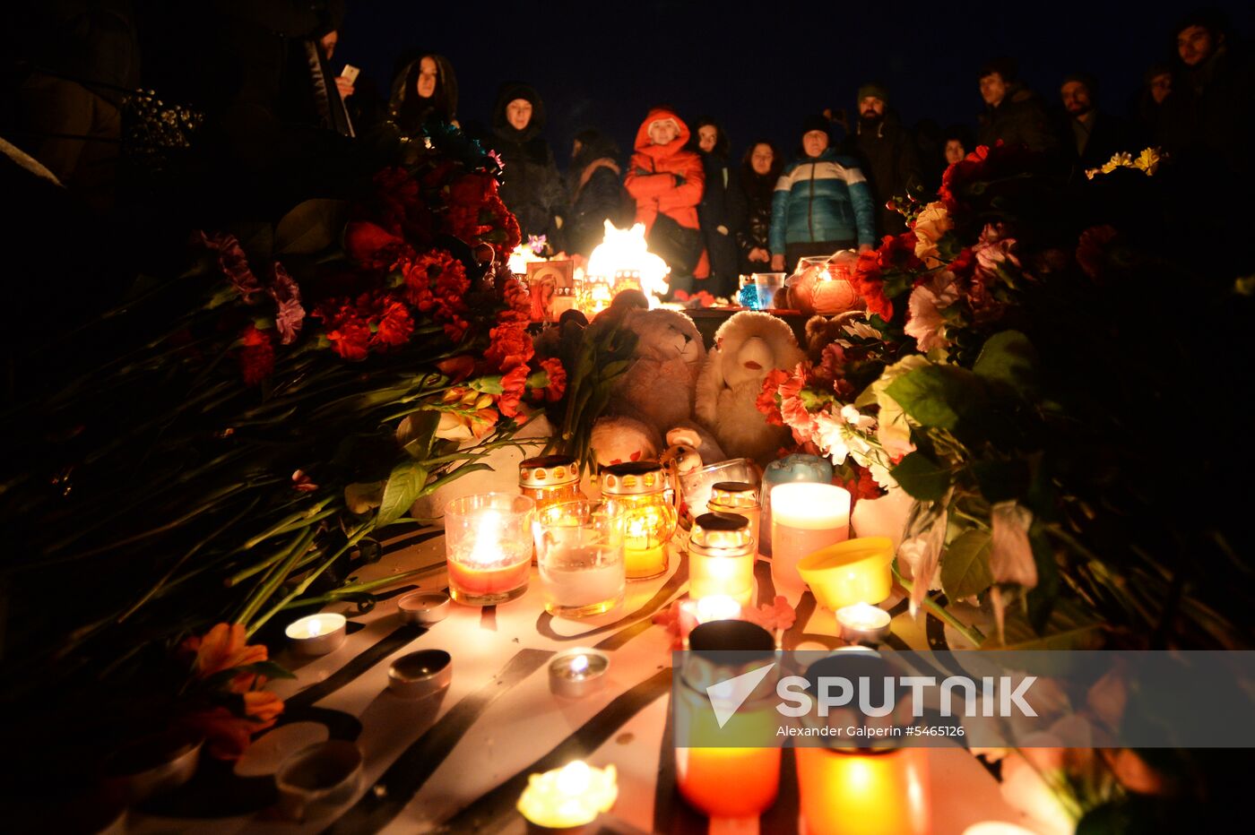 Events in memory of those killed in Zimnyaya Vishnya shopping mall fire