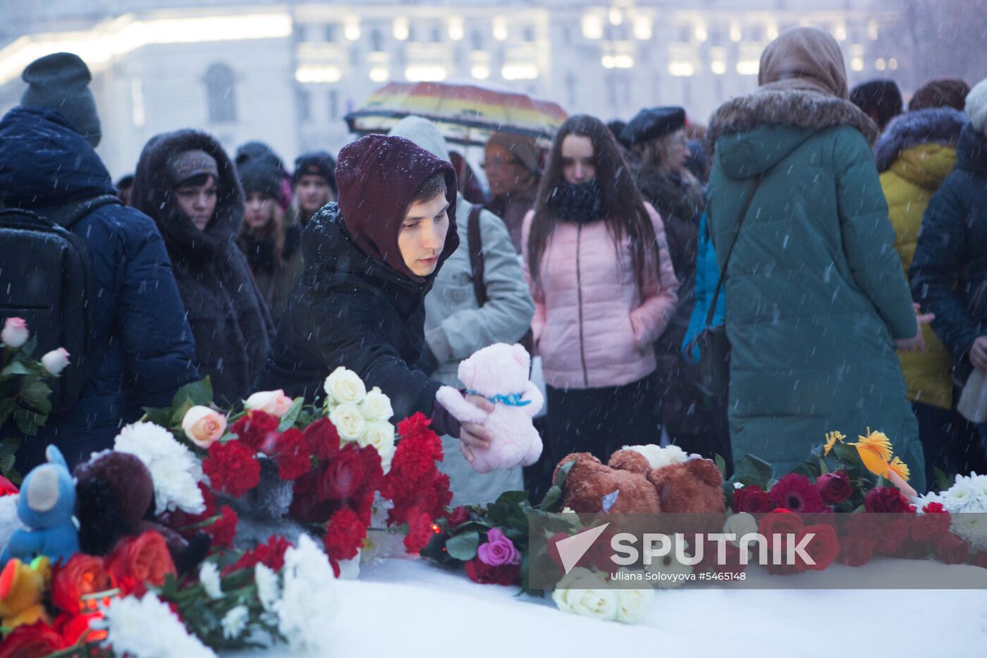 Events in memory of those killed in Zimnyaya Vishnya shopping mall fire