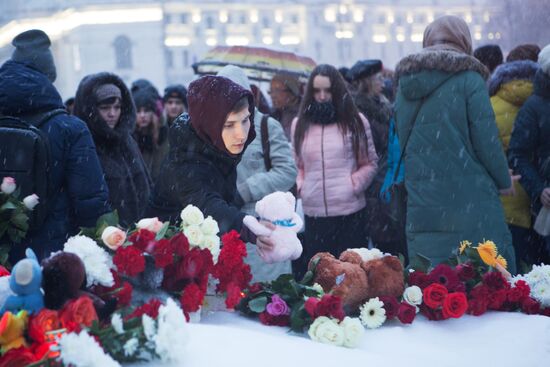 Events in memory of those killed in Zimnyaya Vishnya shopping mall fire