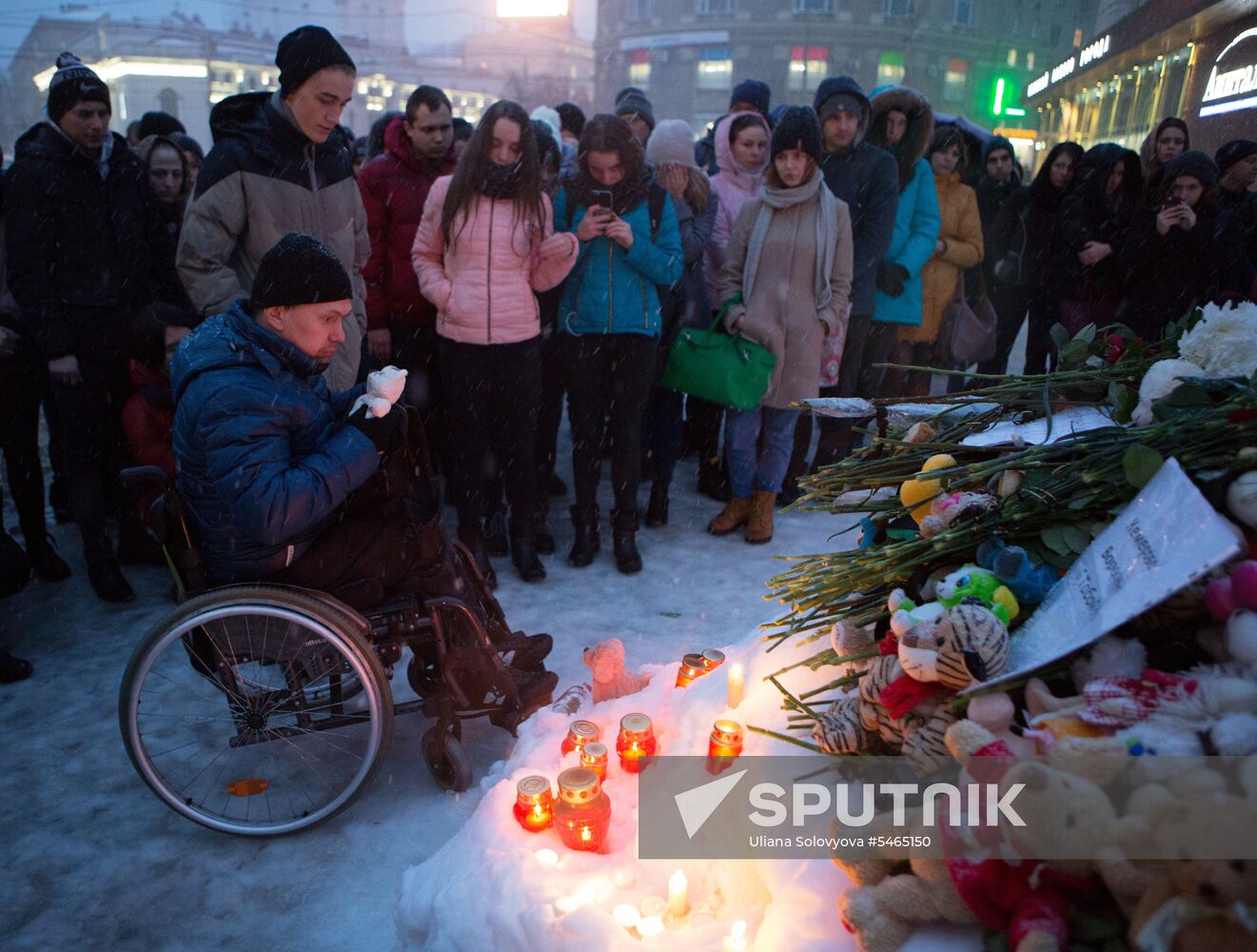 Events in memory of those killed in Zimnyaya Vishnya shopping mall fire