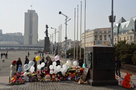 Events in memory of those killed in Zimnyaya Vishnya shopping mall fire