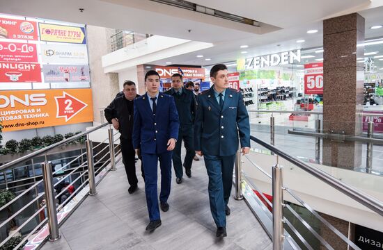 Fire safety inspection at shopping malls