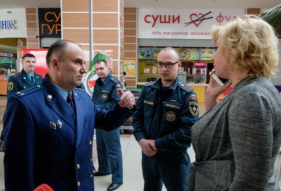 Fire safety inspection at shopping malls