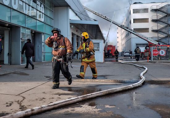 Car dealership on fire in St. Petersburg