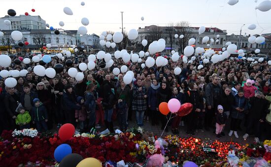 Events in memory of those killed in Zimnyaya Vishnya shopping mall fire