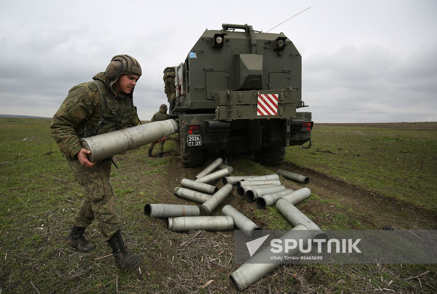 Coastal missile artillery system crews hold drill in Krasnodar Territory