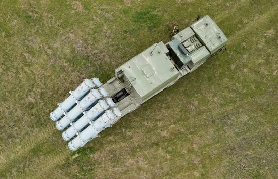 Coastal missile artillery system crews hold drill in Krasnodar Territory