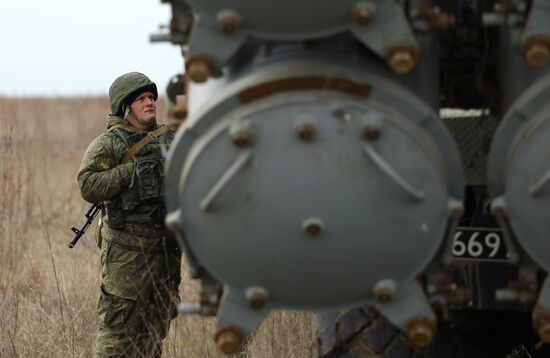 Coastal missile artillery system crews hold drill in Krasnodar Territory
