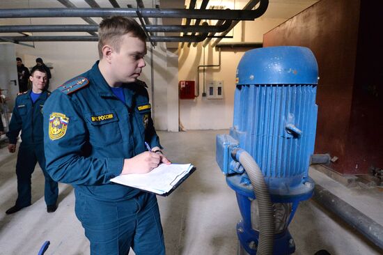 Fire safety inspection at Koltso shopping mall in Chelyabinsk