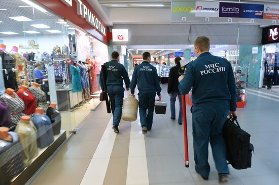 Fire safety inspection at Koltso shopping mall in Chelyabinsk