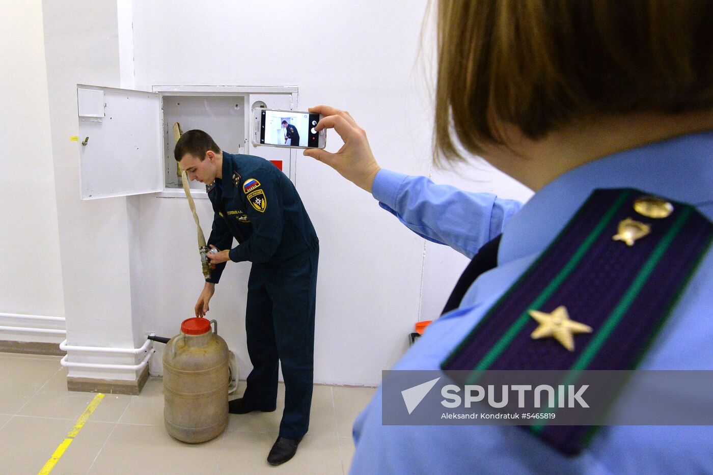 Fire safety inspection at Koltso shopping mall in Chelyabinsk