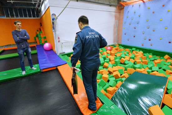 Fire safety inspection at Koltso shopping mall in Chelyabinsk