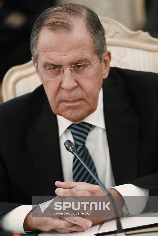Foreign Minister Sergei Lavrov meets with UN Special Envoy for Syria Staffan de Mistura