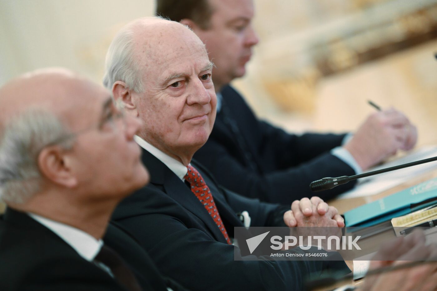 Foreign Minister Sergei Lavrov meets with UN Special Envoy for Syria Staffan de Mistura