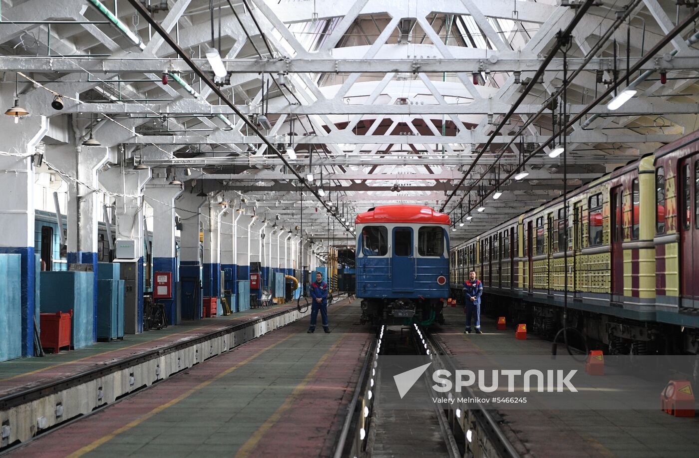 Unveiling of Maly Theater branded train