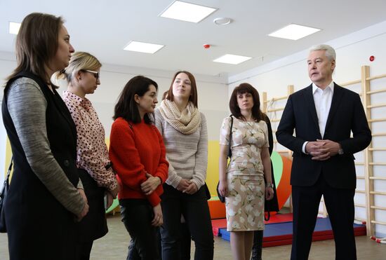 Moscow Mayor Sergei Sobyanin visits school No. 2120 in Novomoskovsky administrative area