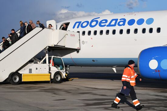 Maintenance of Pobeda aircraft at Vnukovo airport