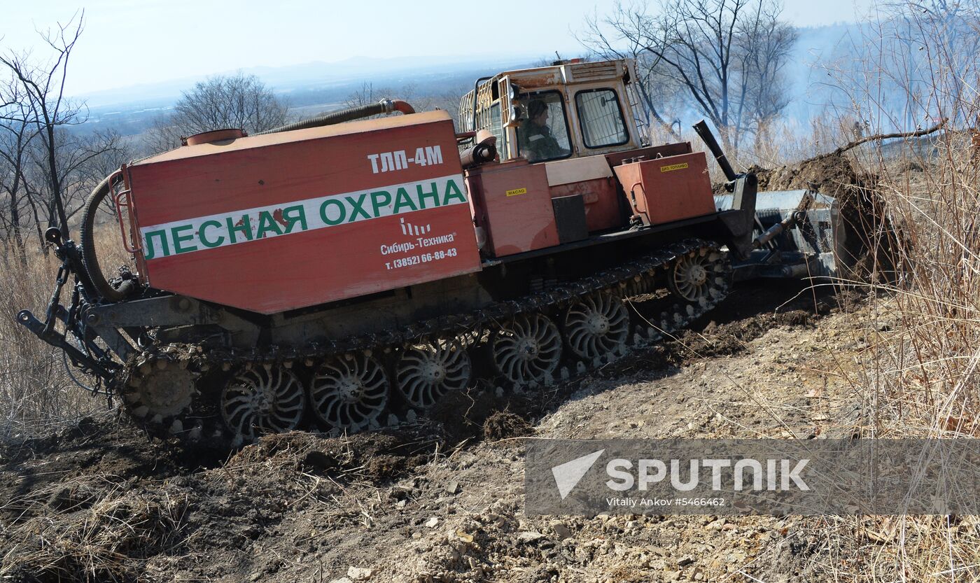 Wildfire suppression exercise in Primorye Territory