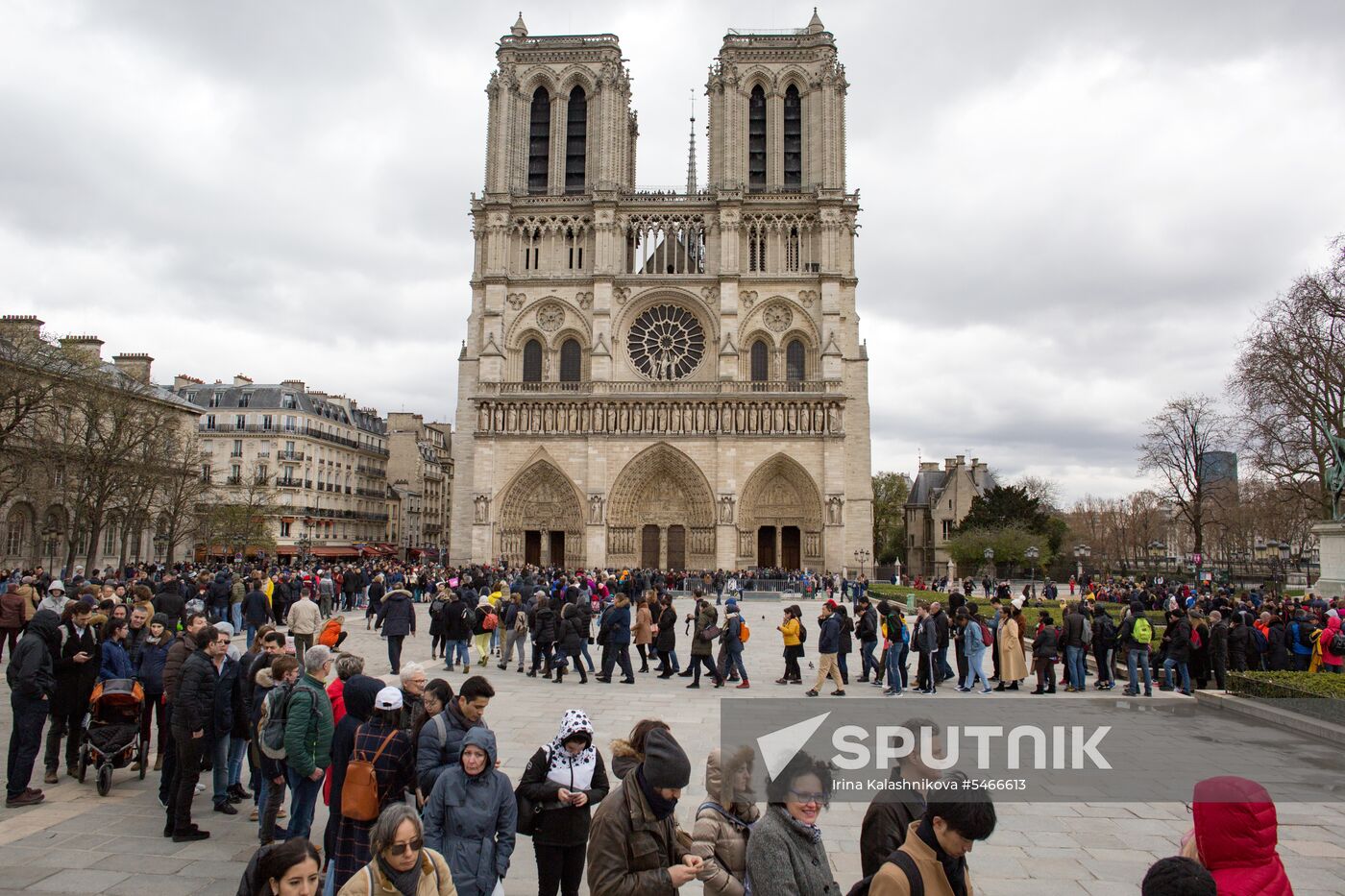 Catholic Good Friday in Paris