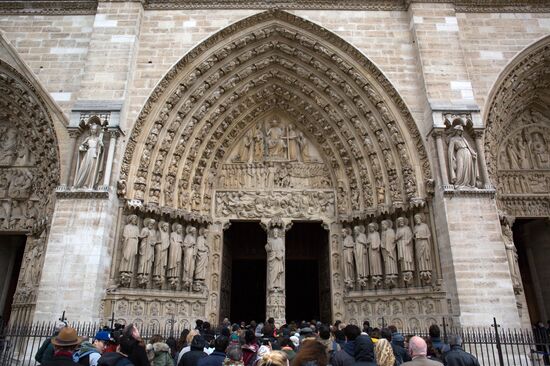 Catholic Good Friday in Paris