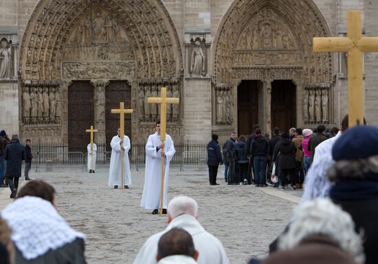 Catholic Good Friday in Paris