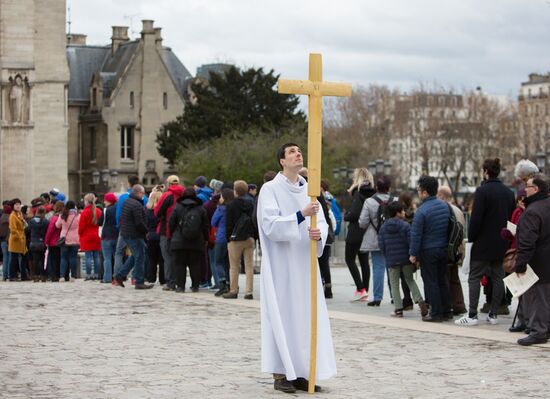 Catholic Good Friday in Paris