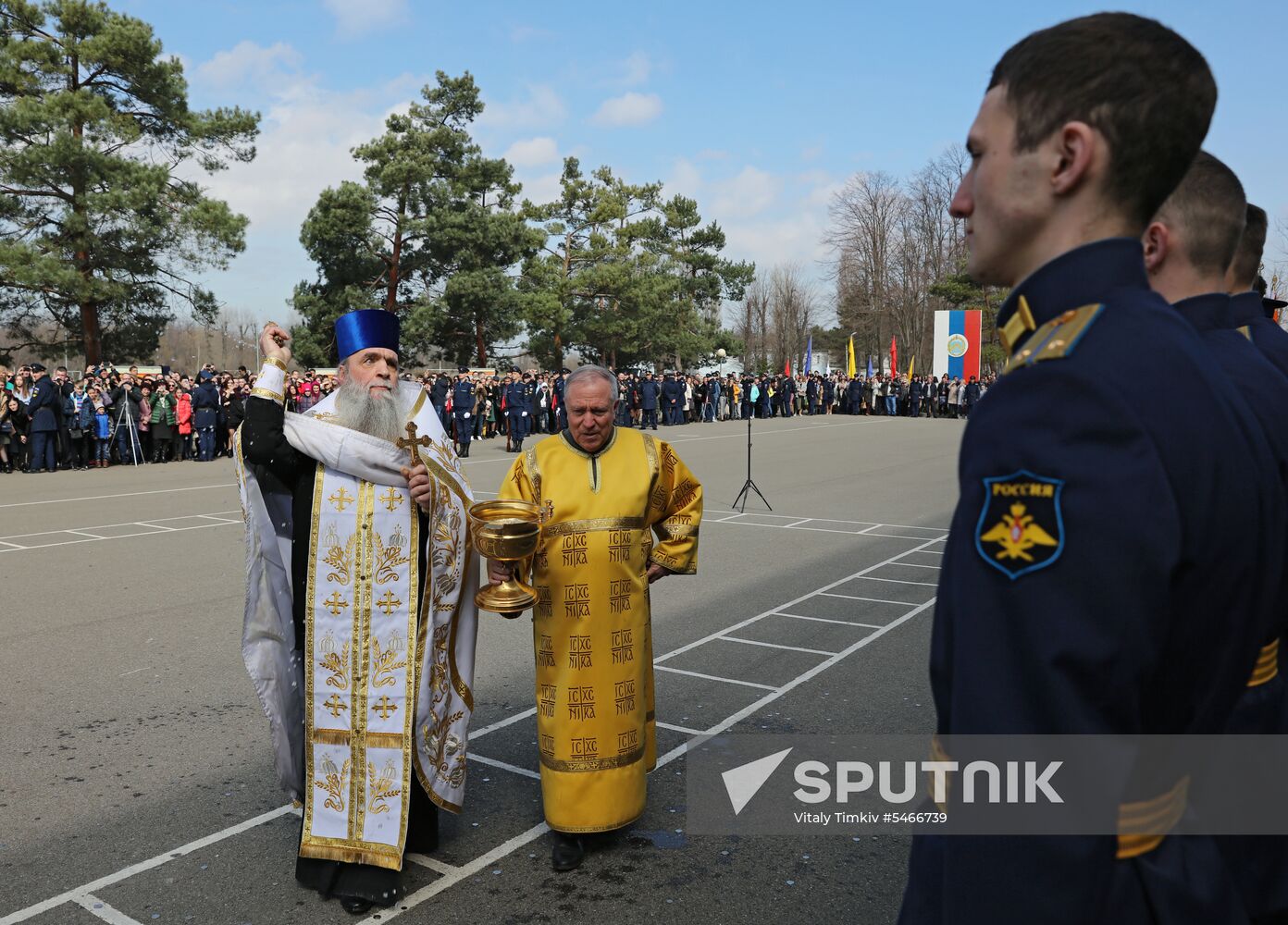 Krasnodar Higher Military Aviation School holds graduation ceremony
