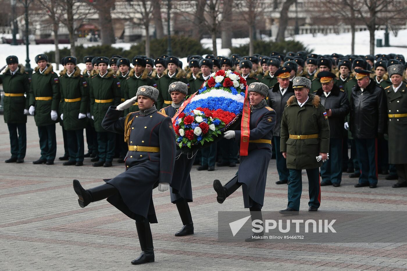 Moscow Higher Combined Arms Command School holds graduation ceremony