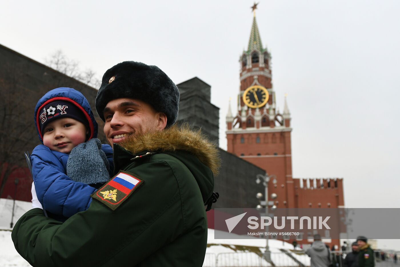 Moscow Higher Combined Arms Command School holds graduation ceremony