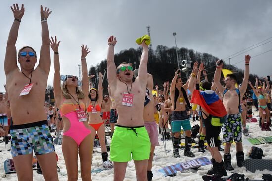 Downhill sliding in bikinis at BoogelWoogel-2018 carnival in Sochi