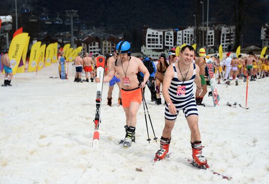 Downhill sliding in bikinis at BoogelWoogel-2018 carnival in Sochi