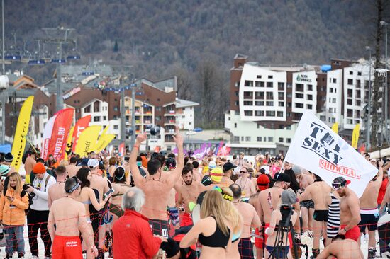Downhill sliding in bikinis at BoogelWoogel-2018 carnival in Sochi