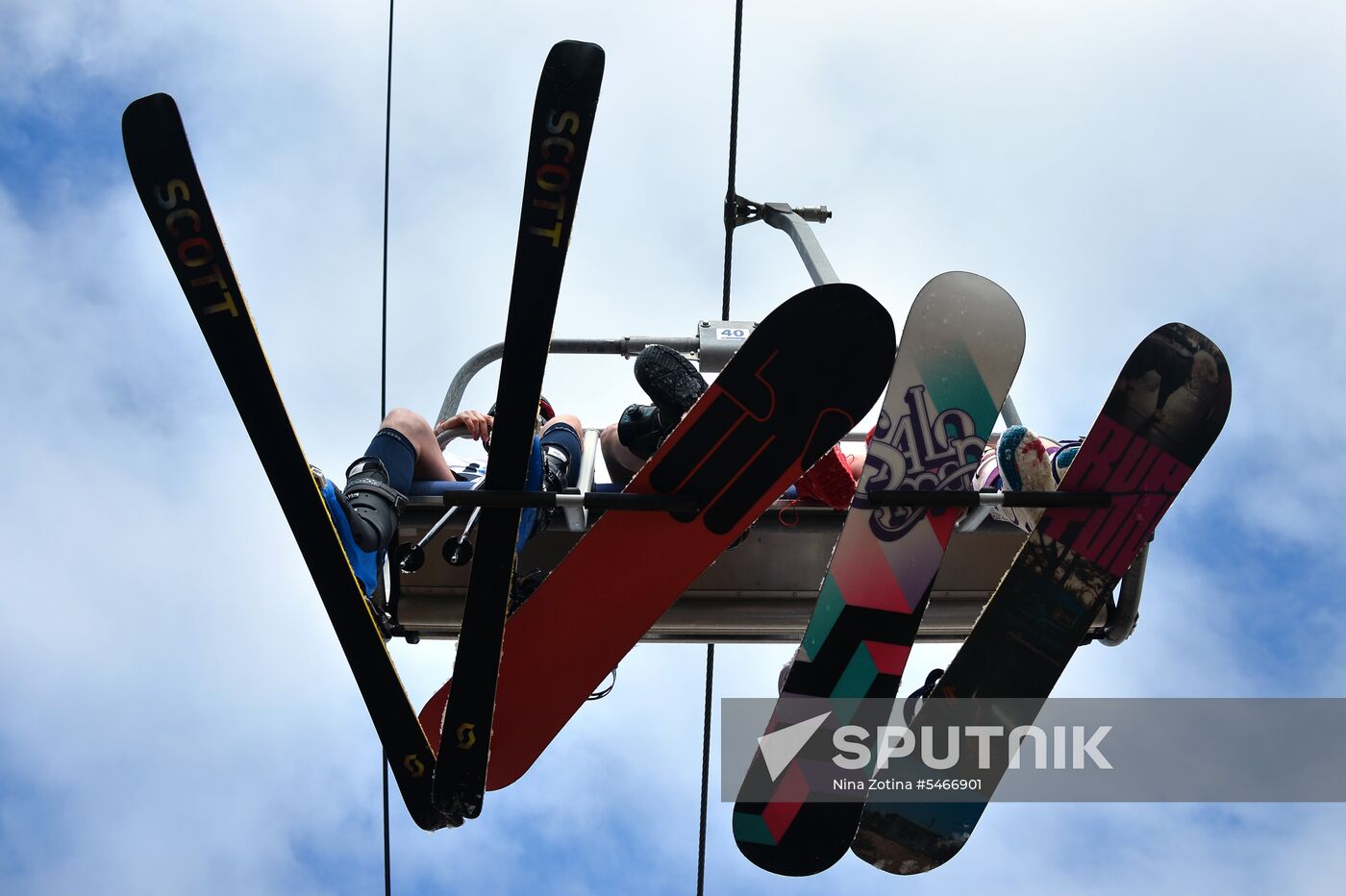 Downhill sliding in bikinis at BoogelWoogel-2018 carnival in Sochi