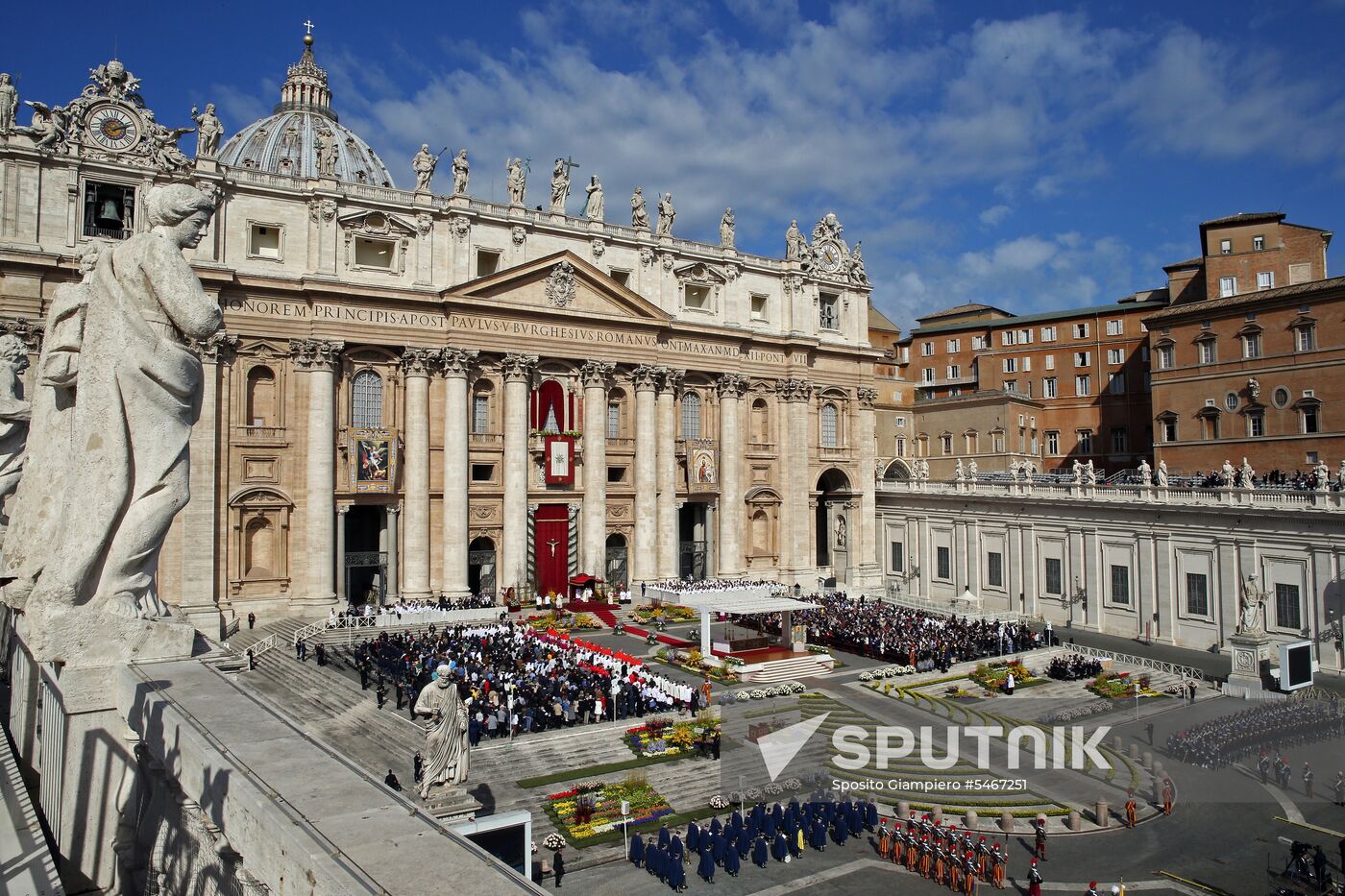 Easter mass in Vatican