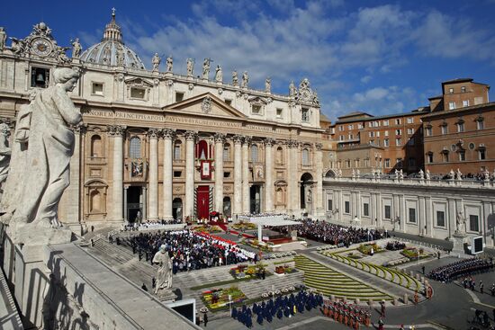 Easter mass in Vatican
