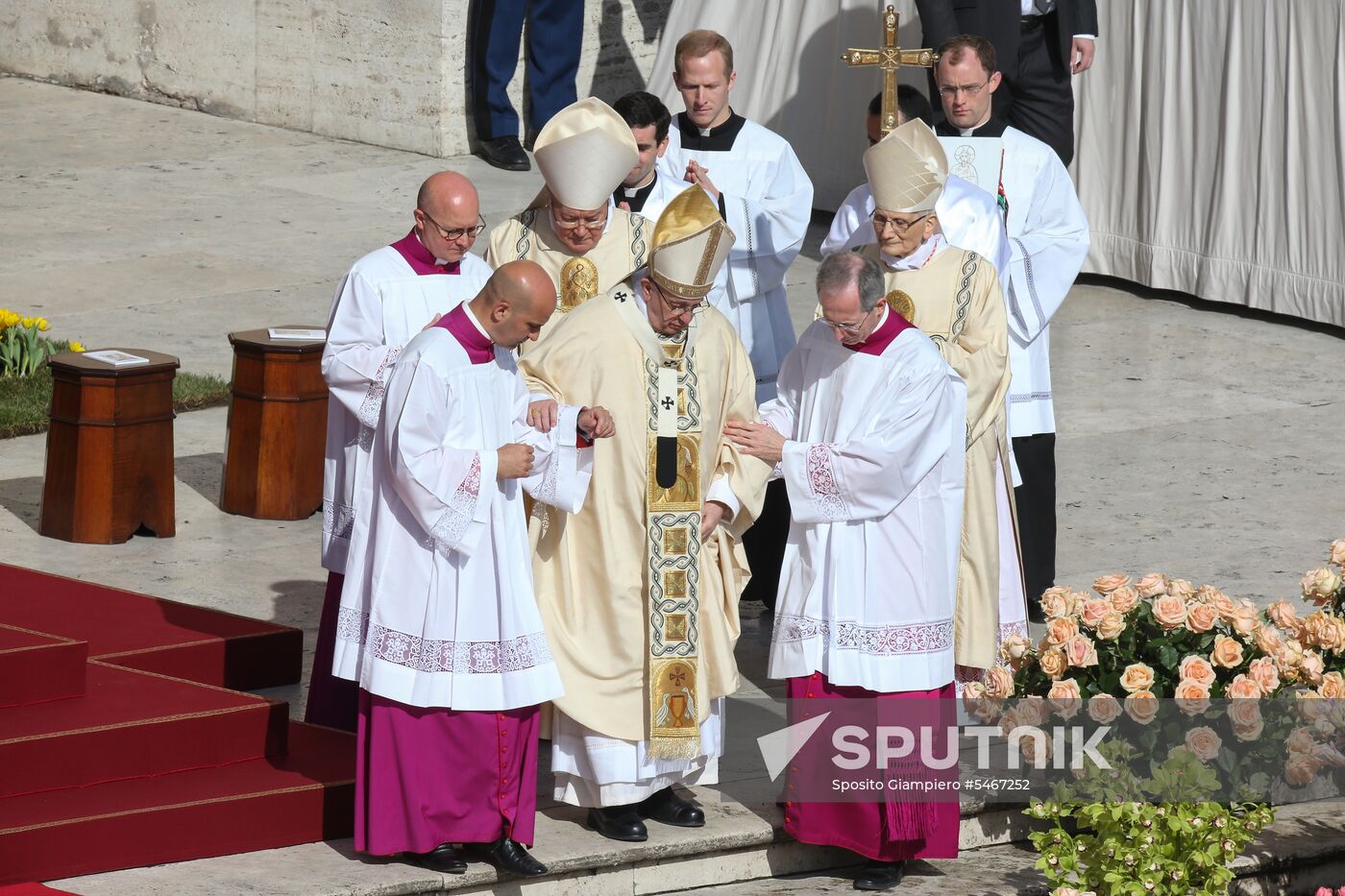 Easter mass in Vatican